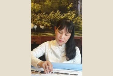 NGHỆ NHÂN: HỨA THỊ HUỆ