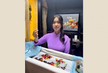 NGHỆ NHÂN NGUYỄN THỊ DUNG